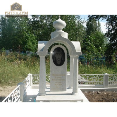 Памятник из белого мрамора № 5 — ritualum.ru