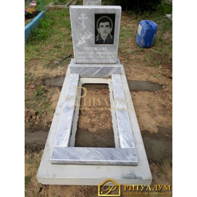 Памятник из мрамора - Пол чемодана   PM0026 — ritualum.ru